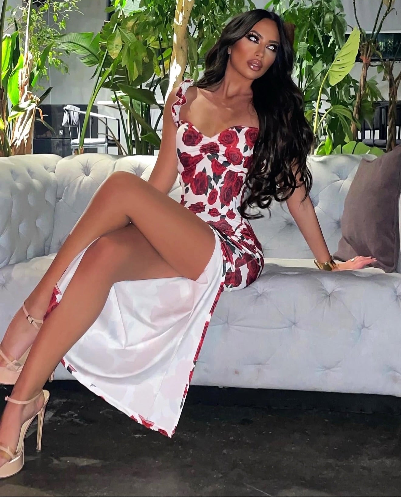 Abito bianco con rose - R.a. Boutique