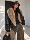 Bomber Nero Effetto Pelle con Maxi Collo Effetto Pelliccia - R.a. Boutique