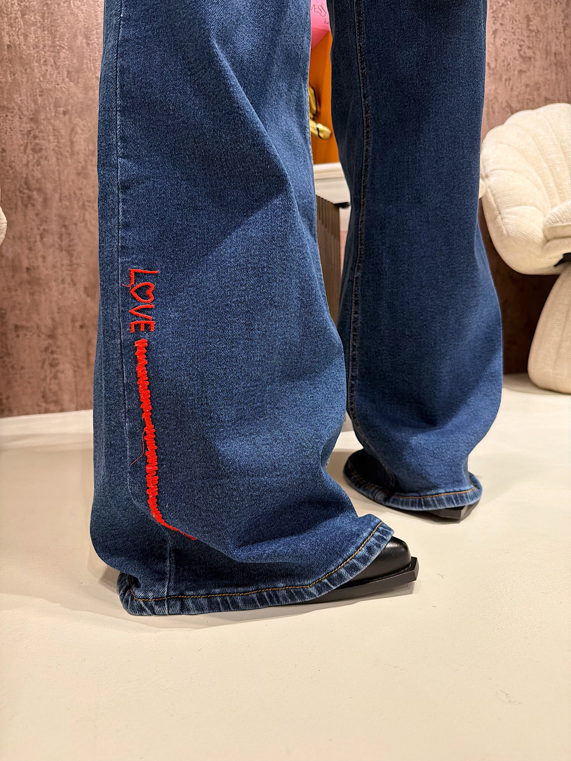Jeans love con ricami - R.a. Boutique