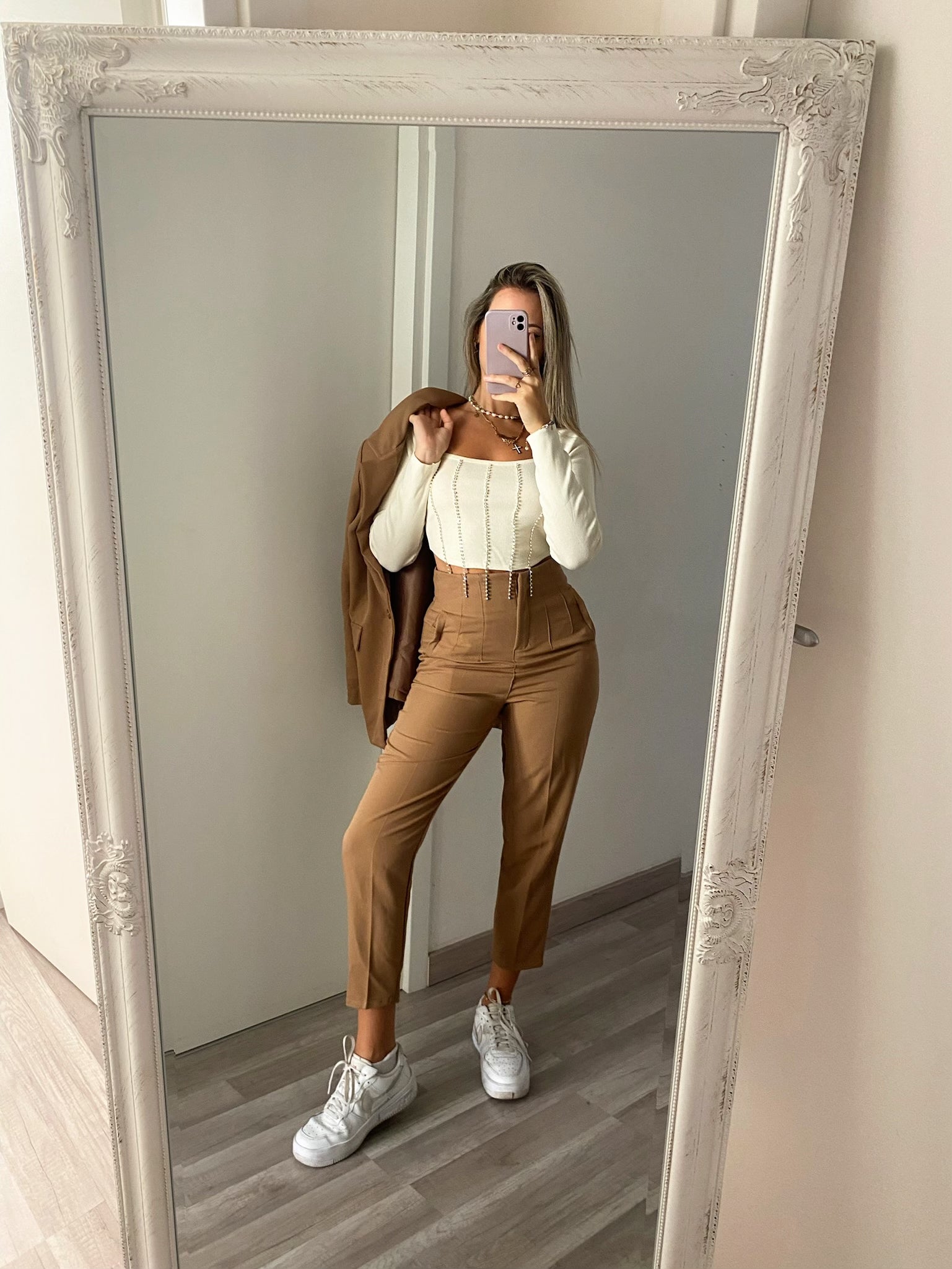 Completo giacca e pantalone Camel - R.a. Boutique 