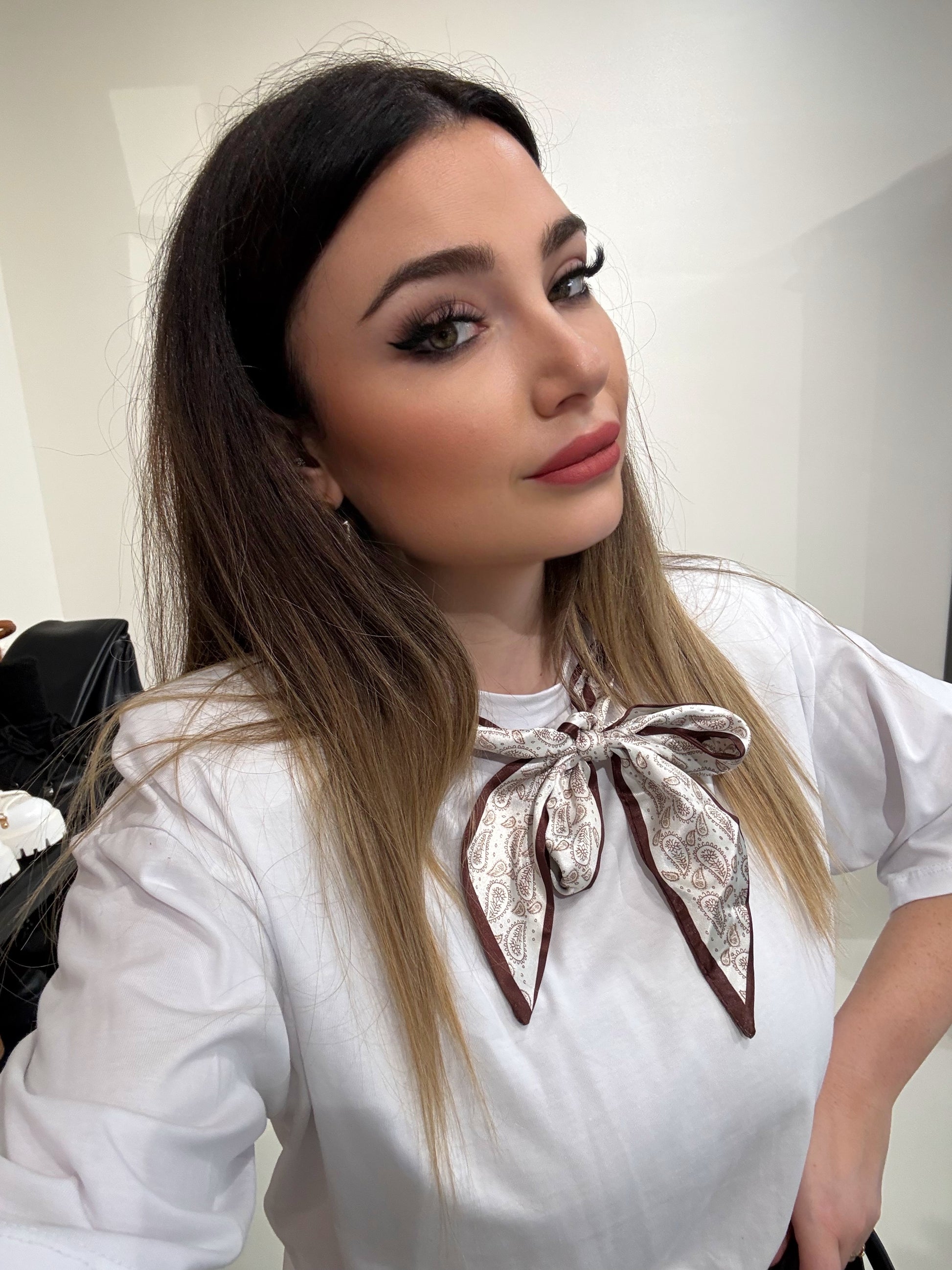 T-shirt con foulard - R.a. Boutique