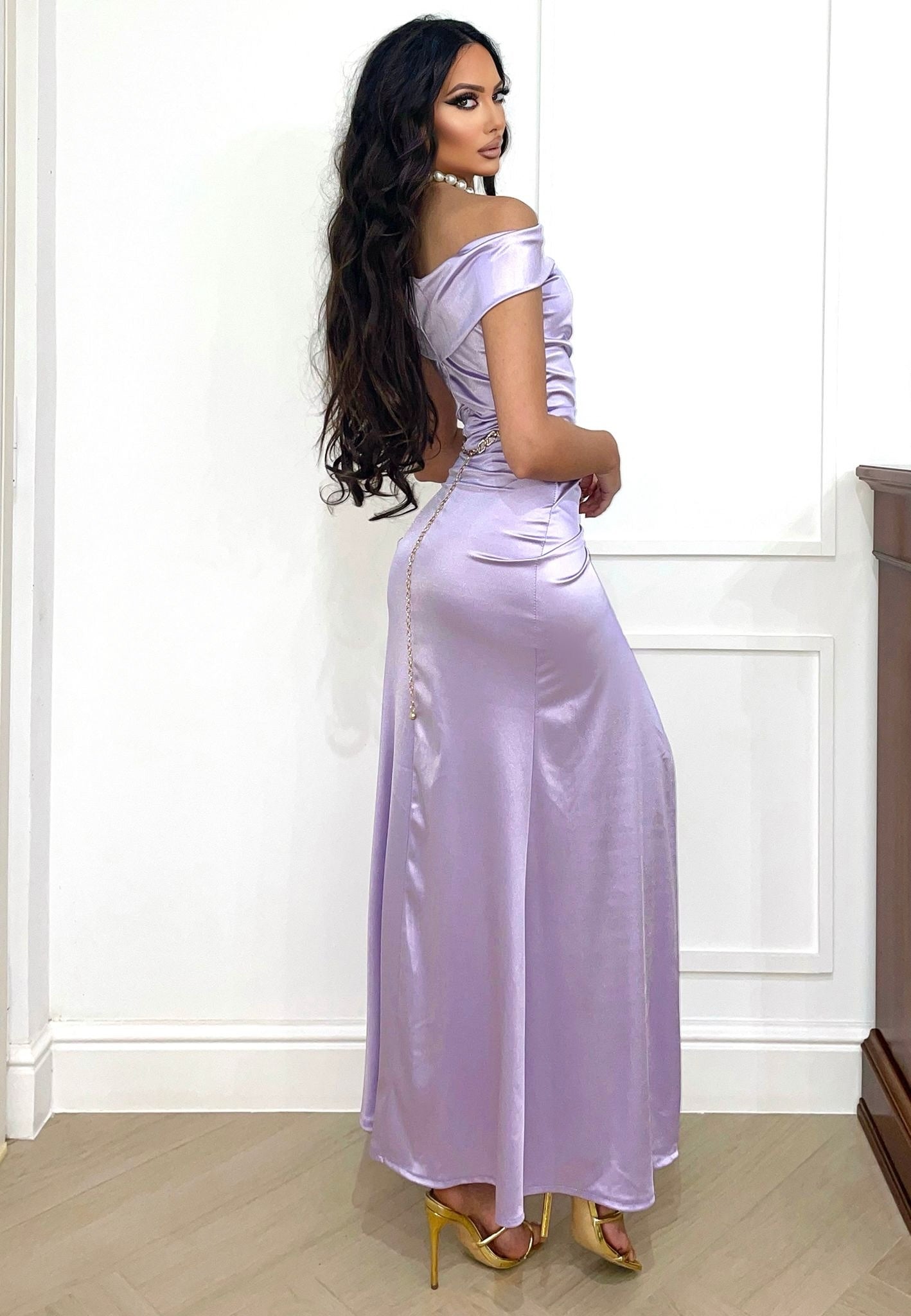 Abito lilla aderente scollo a barchetta - R.a. Boutique