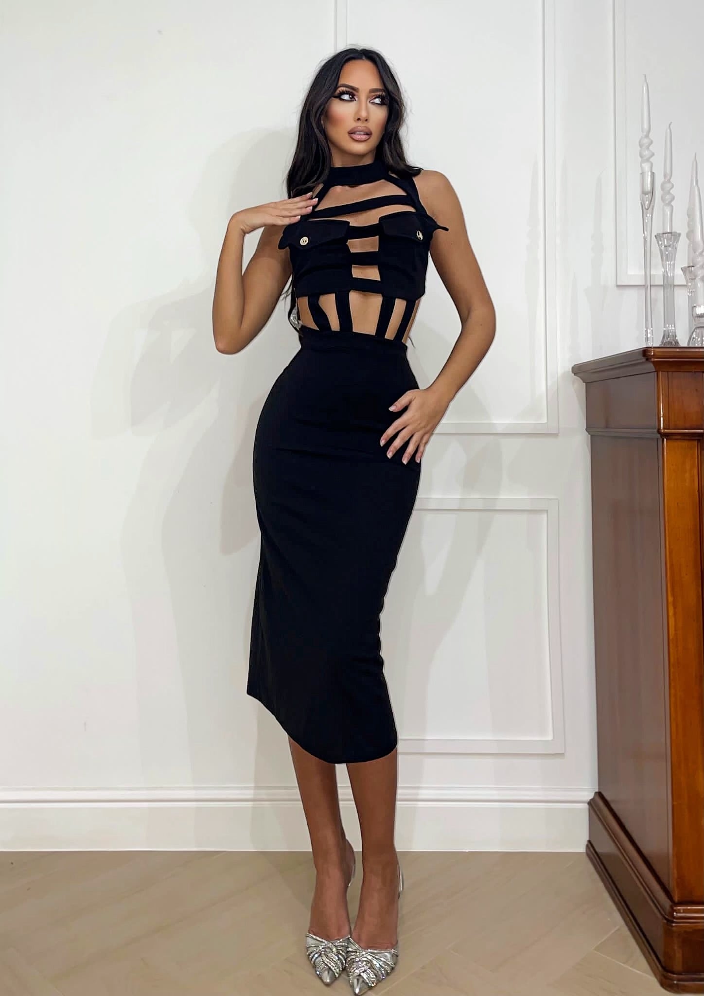 Abito midi con linee e bottoni - R.a. Boutique 