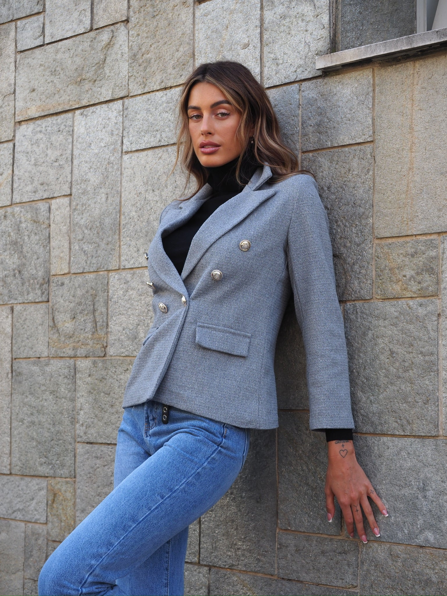 Giacca grigia con bottoni oro - R.a. Boutique 