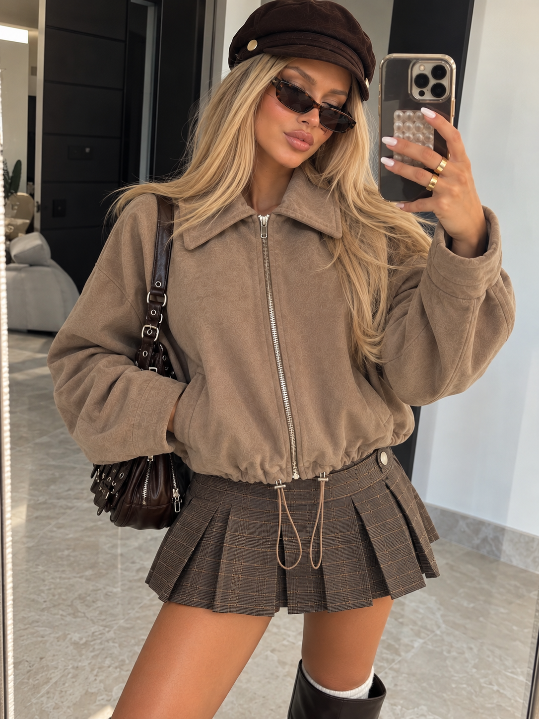 Giacca Cropped Suede Chic con Zip - Beige - R.a. Boutique