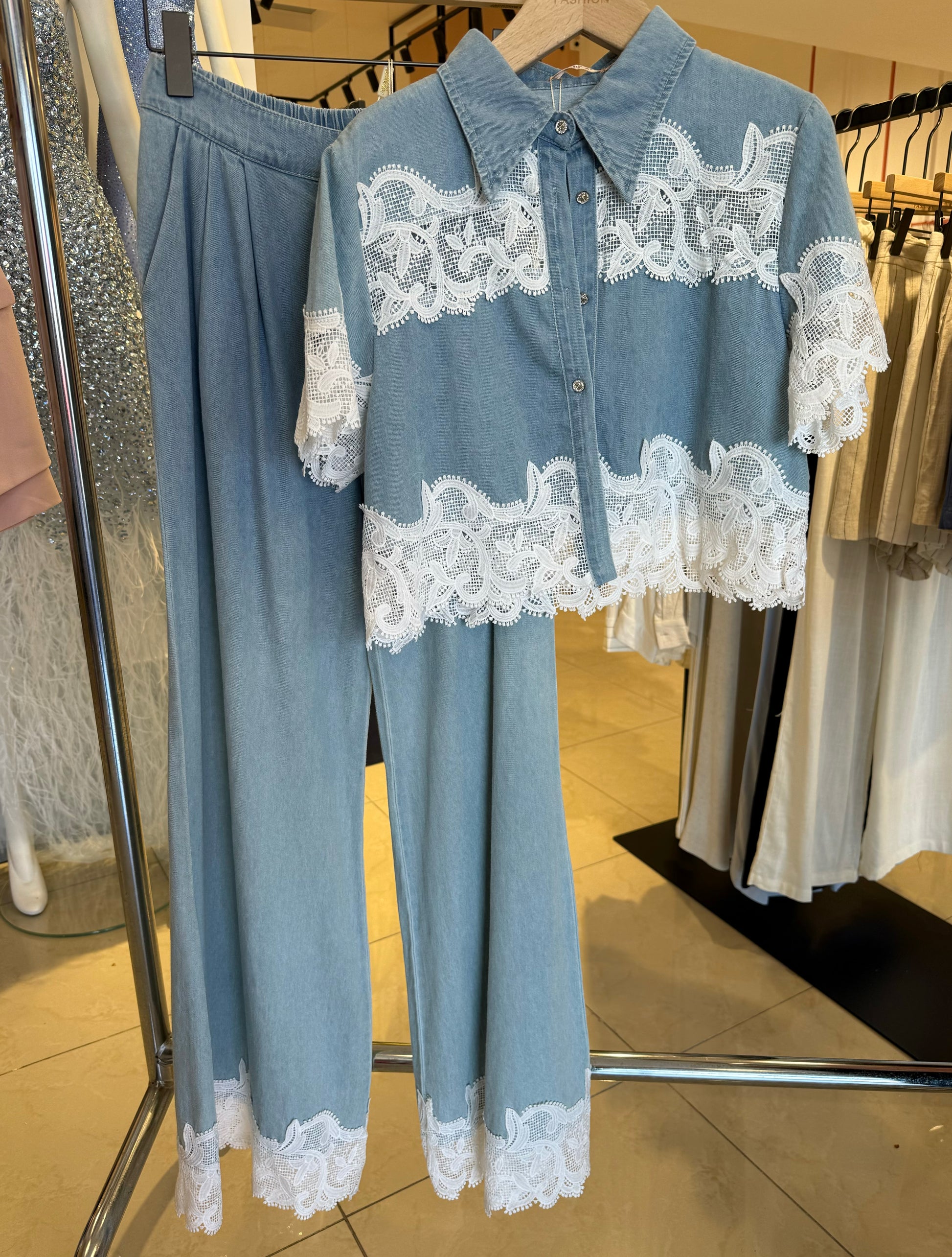 Set camicia e jeans con pizzo - R.a. Boutique