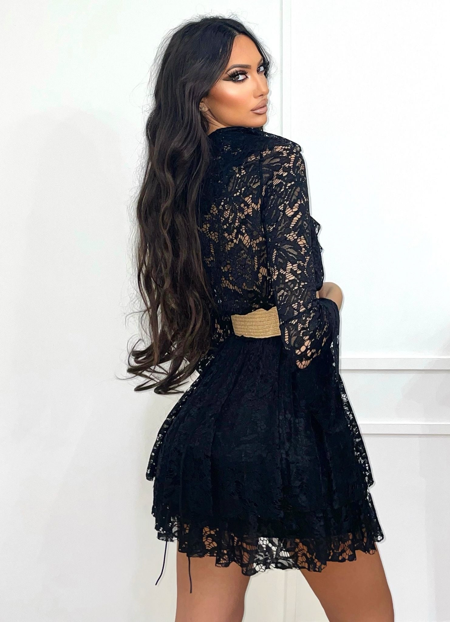 Abito in pizzo a balze Nero - R.a. Boutique