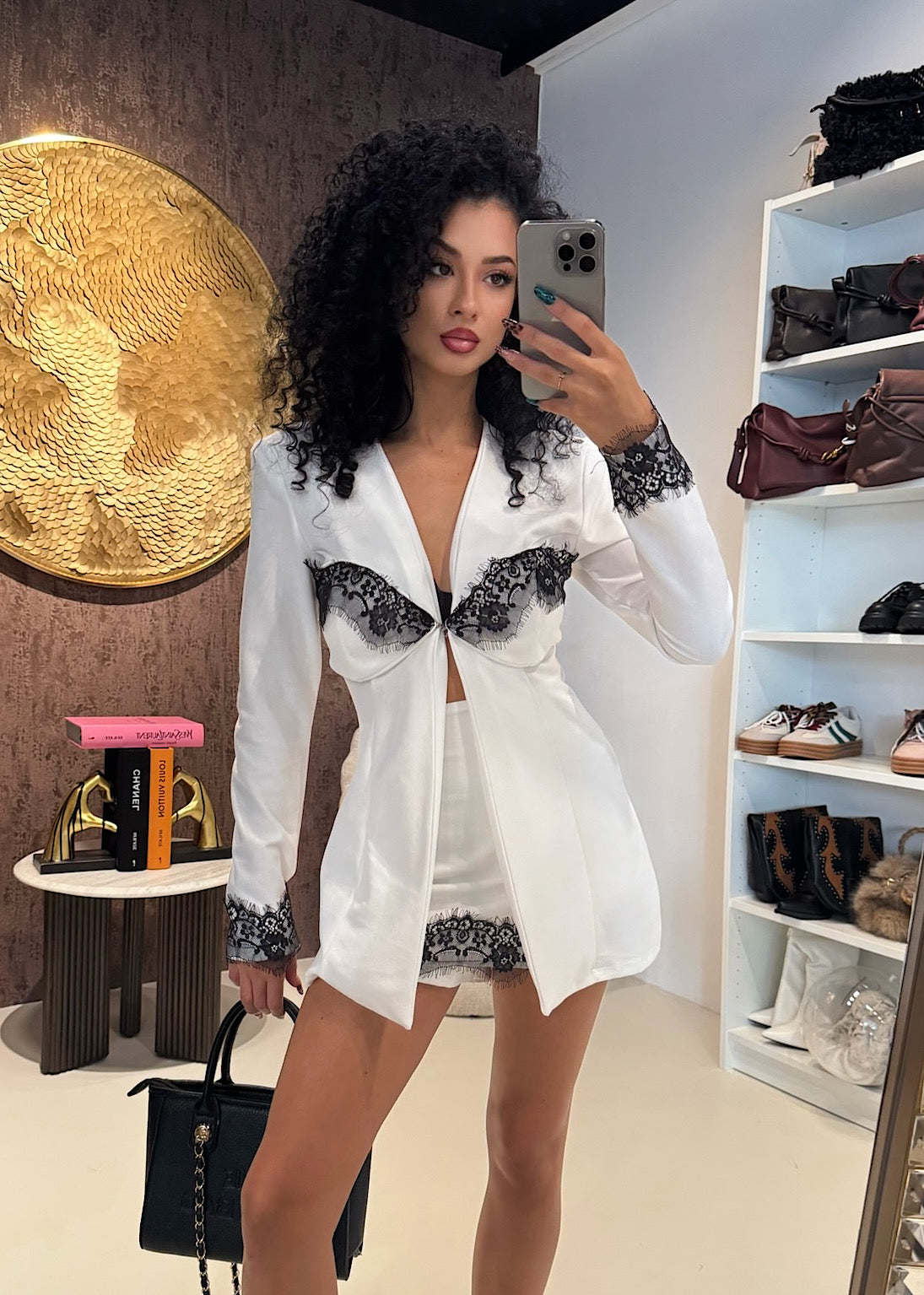 Completo giacca e short con pizzo - R.a. Boutique