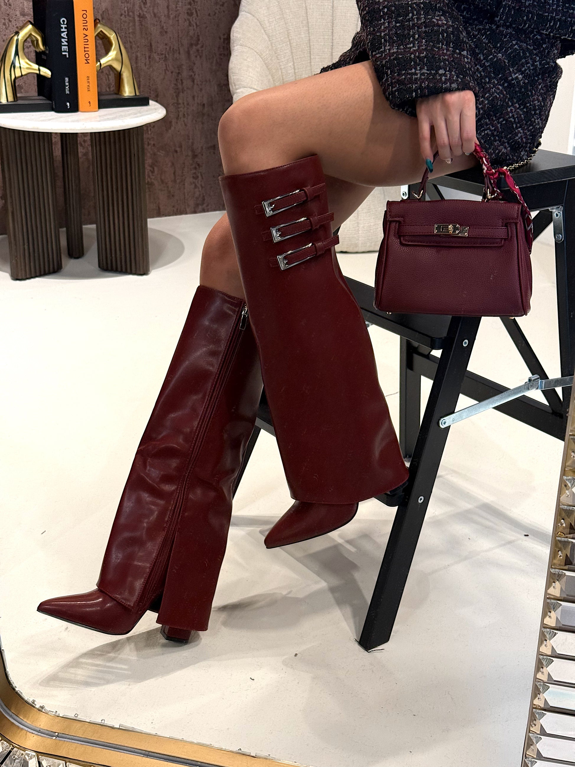 Stivali con fibbie laterali nero e bordeaux Londra - R.a. Boutique