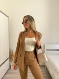 Completo giacca e pantalone Camel - R.a. Boutique 