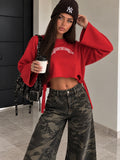 Felpa Crop Rossa con Stampa Bianca e Lacci Laterali - R.a. Boutique