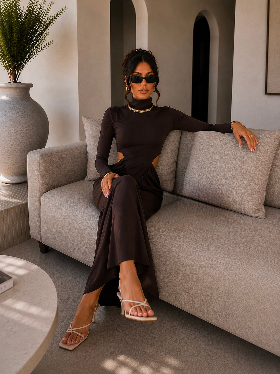 Abito lungo cut-out Caffè Elegance - R.a. Boutique