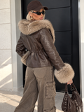 Giacca Marrone Effetto Pelle con Maxi Collo e Polsini in Pelliccia - R.a. Boutique