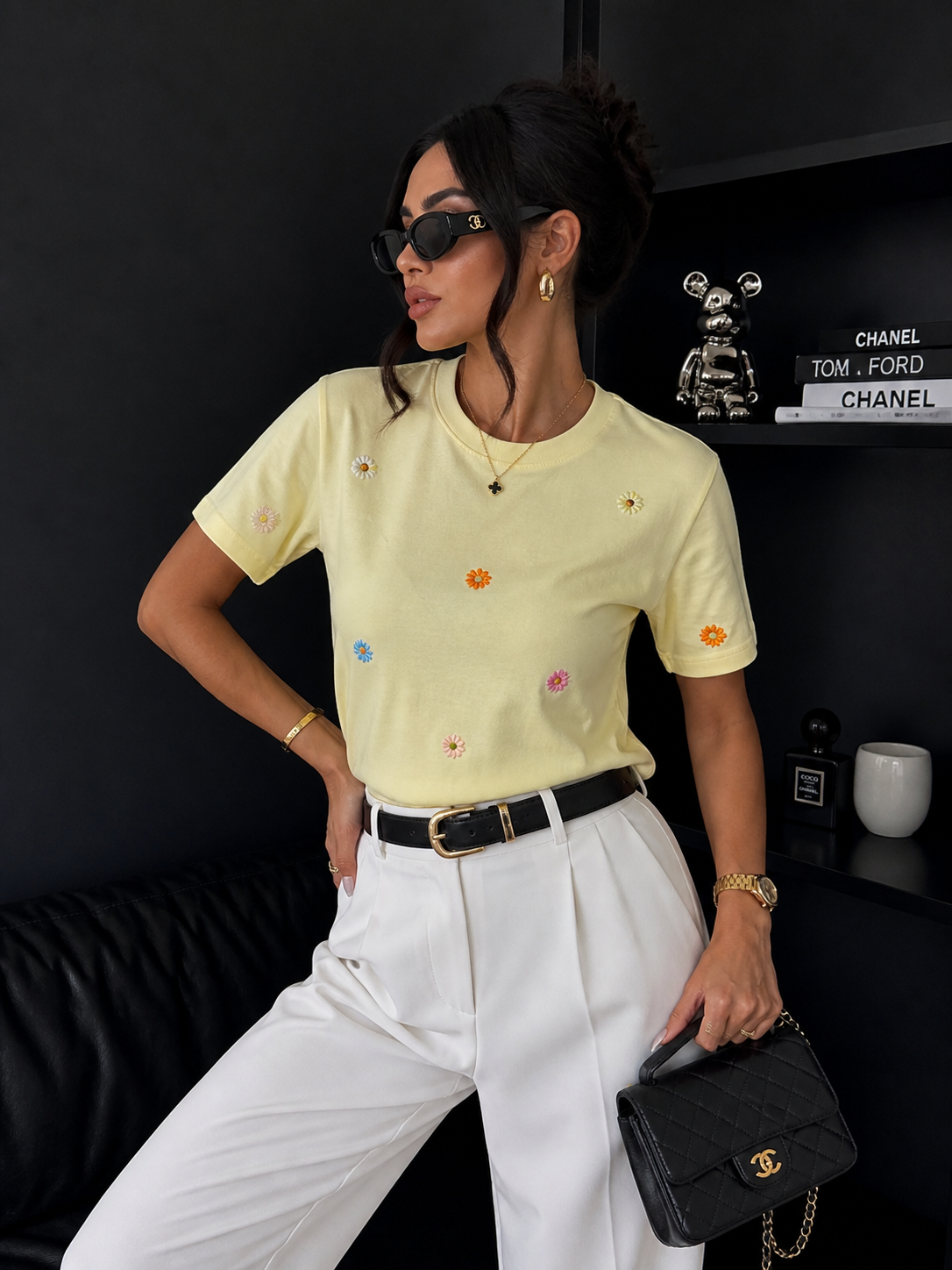 T-shirt con margherite - R.a. Boutique