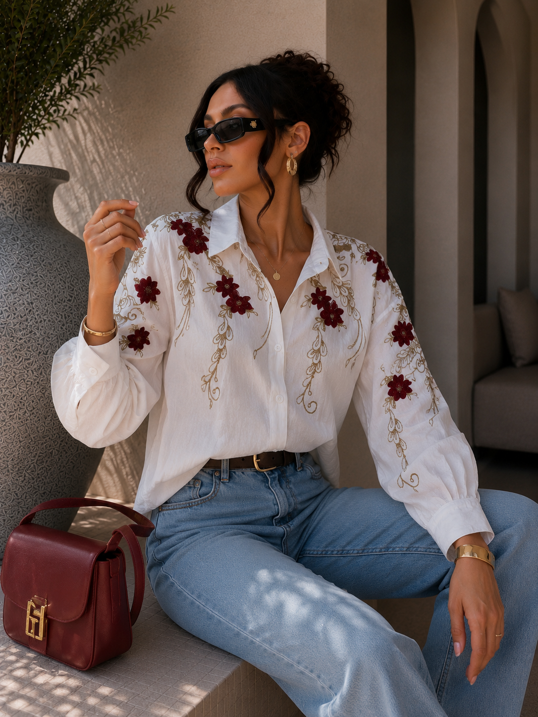 Camicia ricamata floreale Elegance - R.a. Boutique