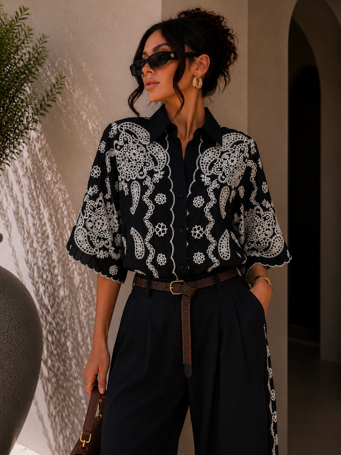 Completo con ricami nero - R.a. Boutique