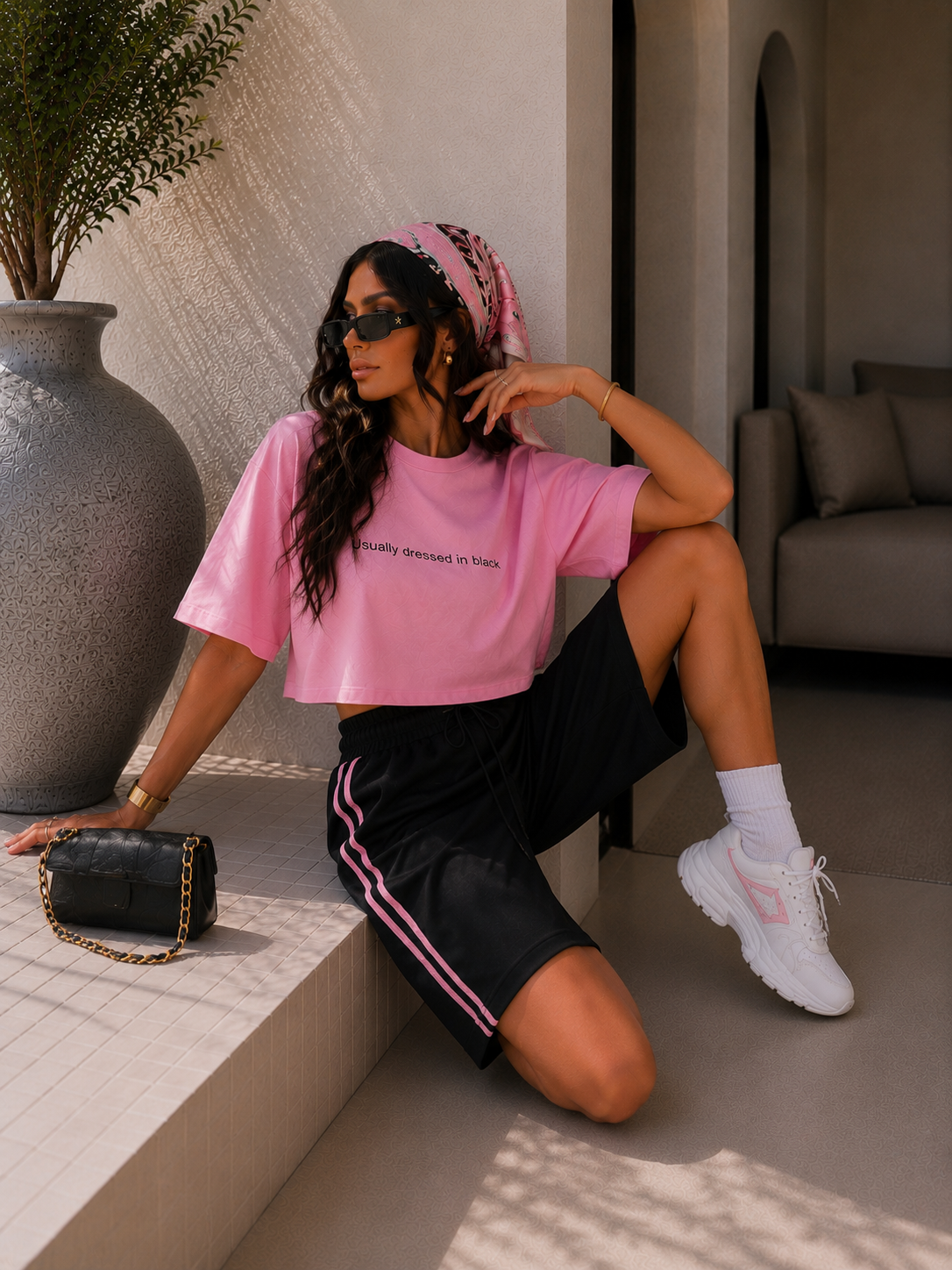 T-shirt Crop “Usually Dressed in Black” - R.a. Boutique