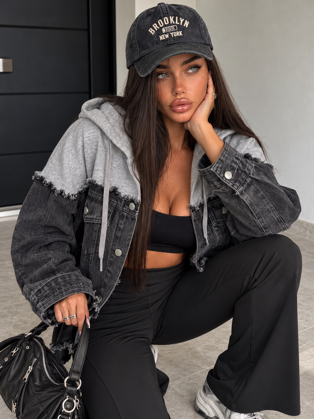 Pantalone a Zampa con Cucitura Frontale – Nero - R.a. Boutique
