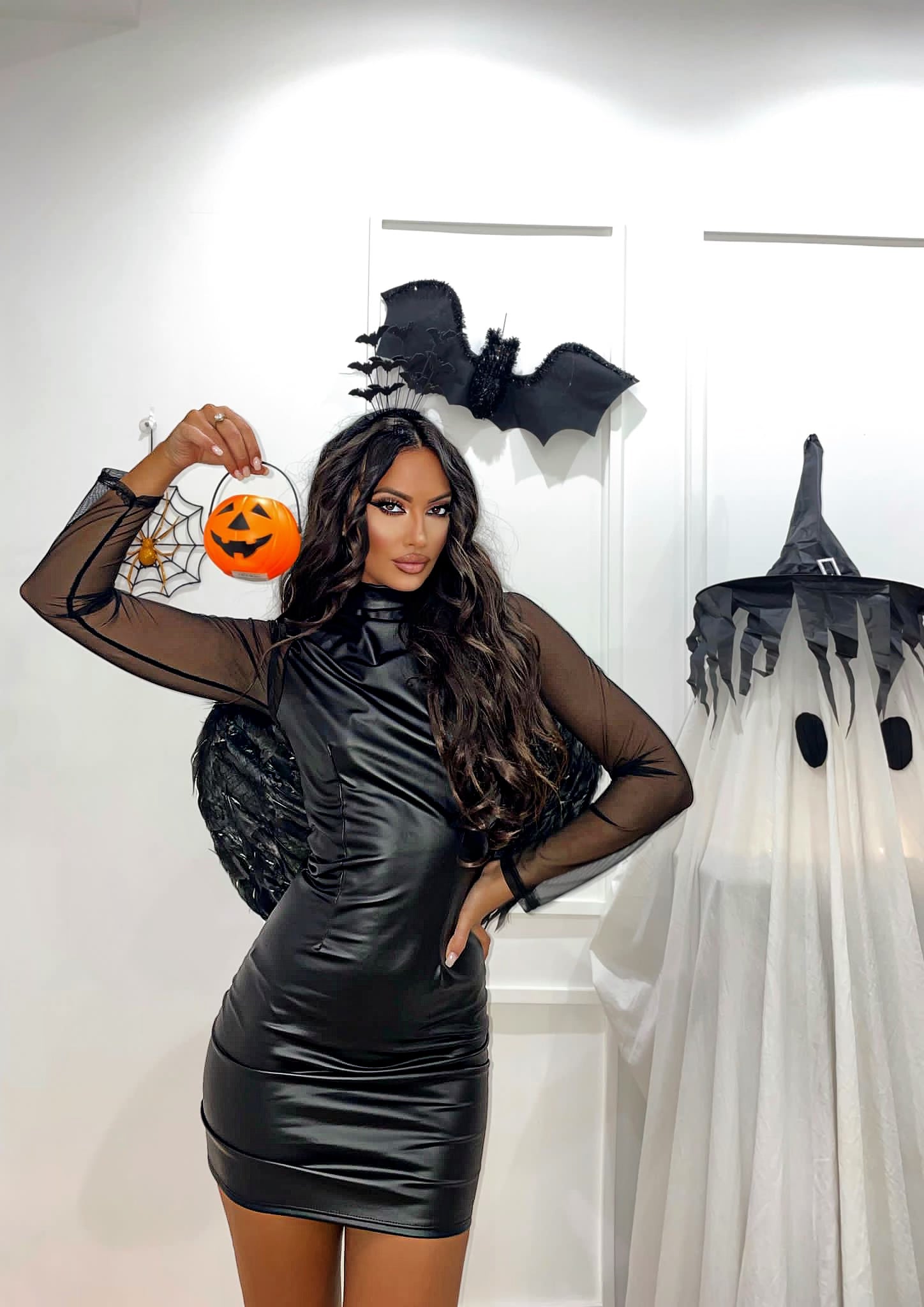 Abito in ecopelle con zip (Bat Girl) - R.a. Boutique 