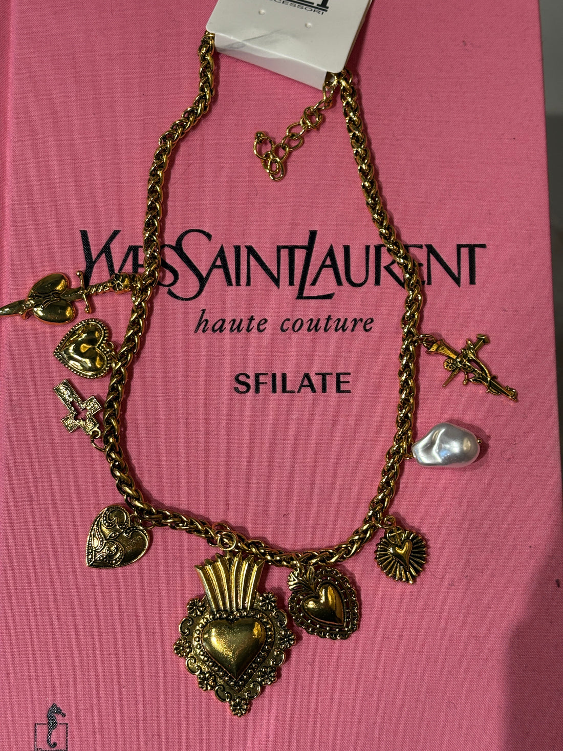 Collana Cuore Sacro con croci e charms - R.a. Boutique