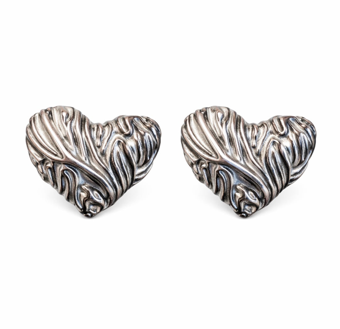 Orecchini Cuore Scolpito Argentati - R.a. Boutique