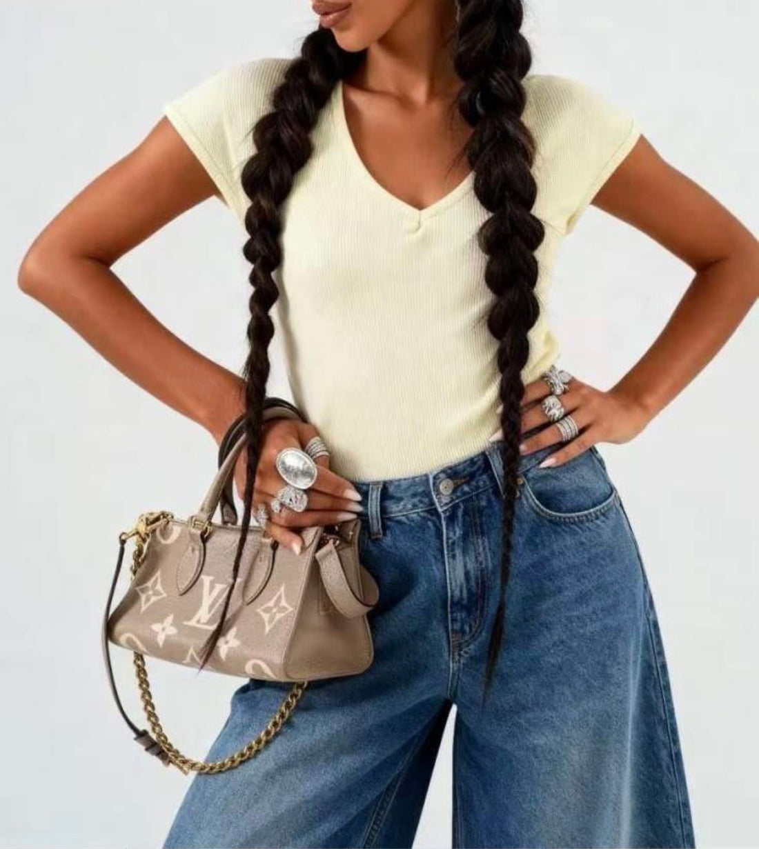 Maglia con scollo a V a costine - R.a. Boutique