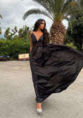 Abito in raso lungo con maxi gonna Nero - R.a. Boutique 