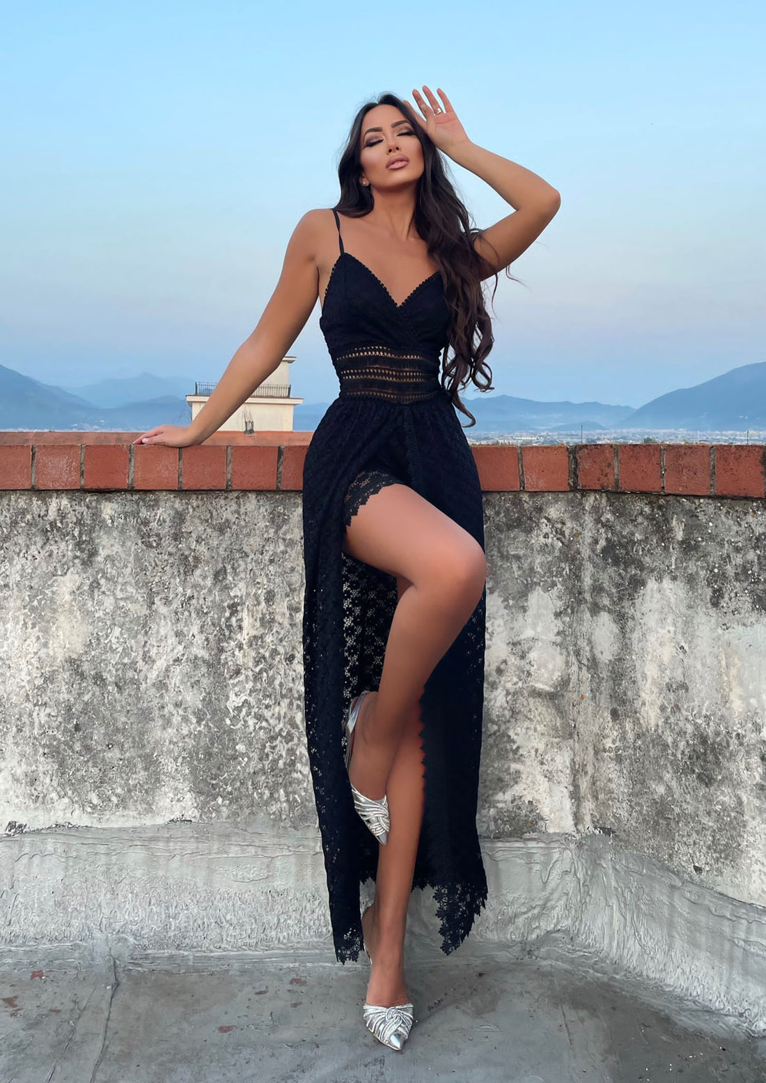 Tutina con maxi gonna in pizzo nero - R.a. Boutique 