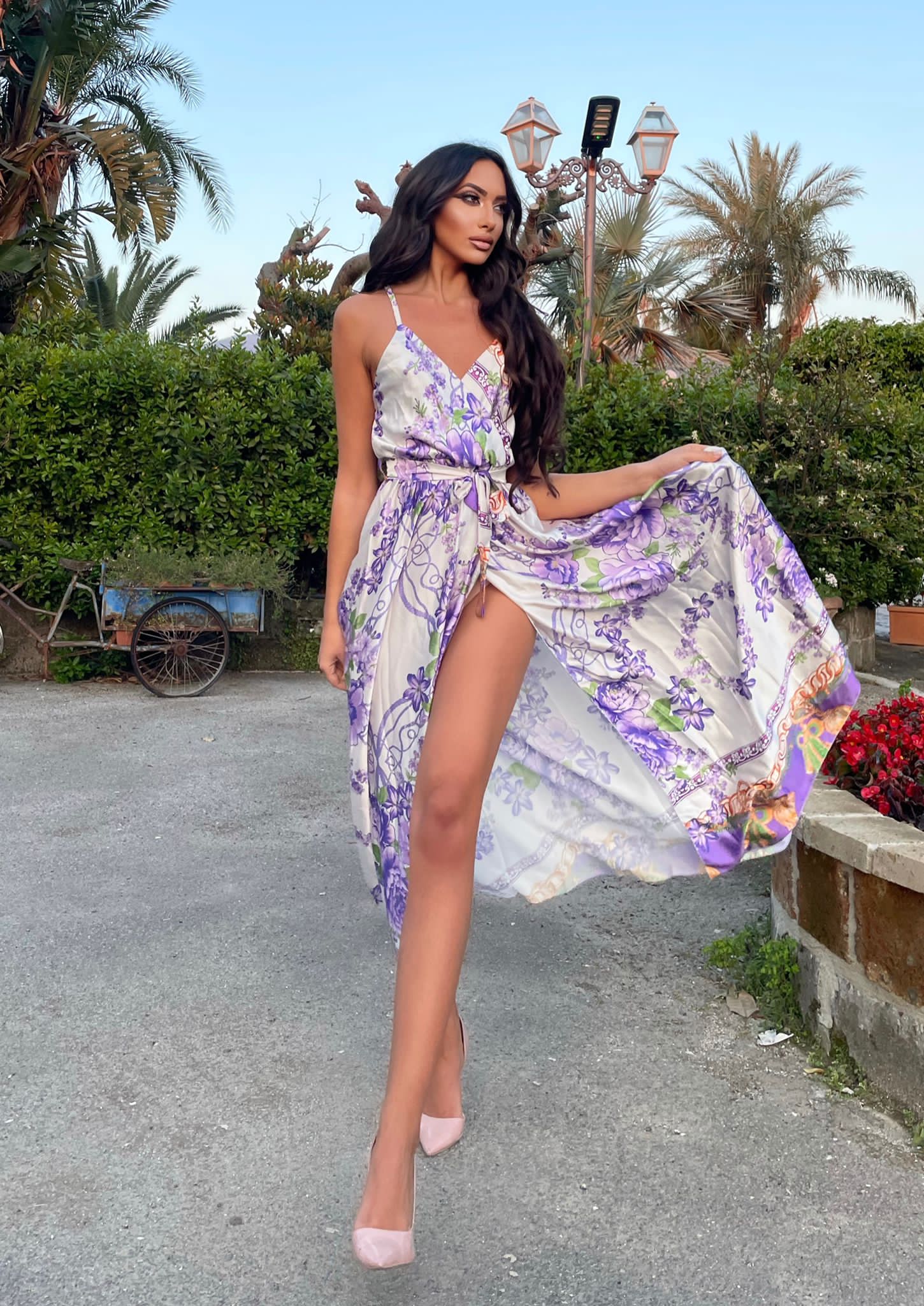 Abito con spacco fiori lilla - R.a. Boutique 