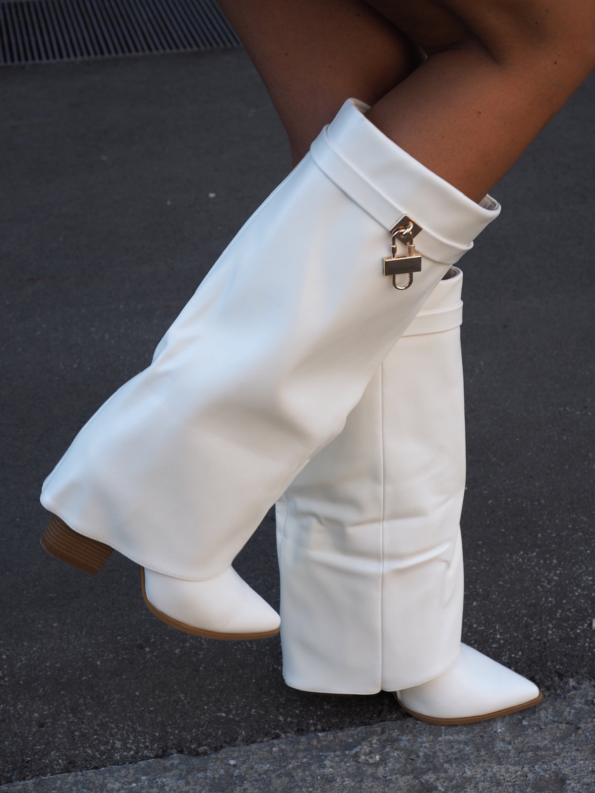 PROFESSIONAL Vetrina Congelatore GICC1108, 60.5 X 87 X 65.3 Cm, 108 L, Con Serratura E - Foto 4