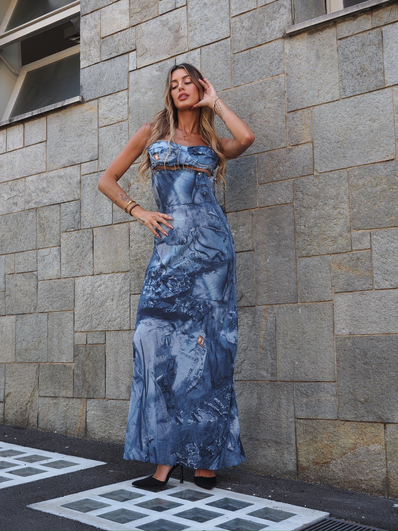 Abito jeans con spille - R.a. Boutique 