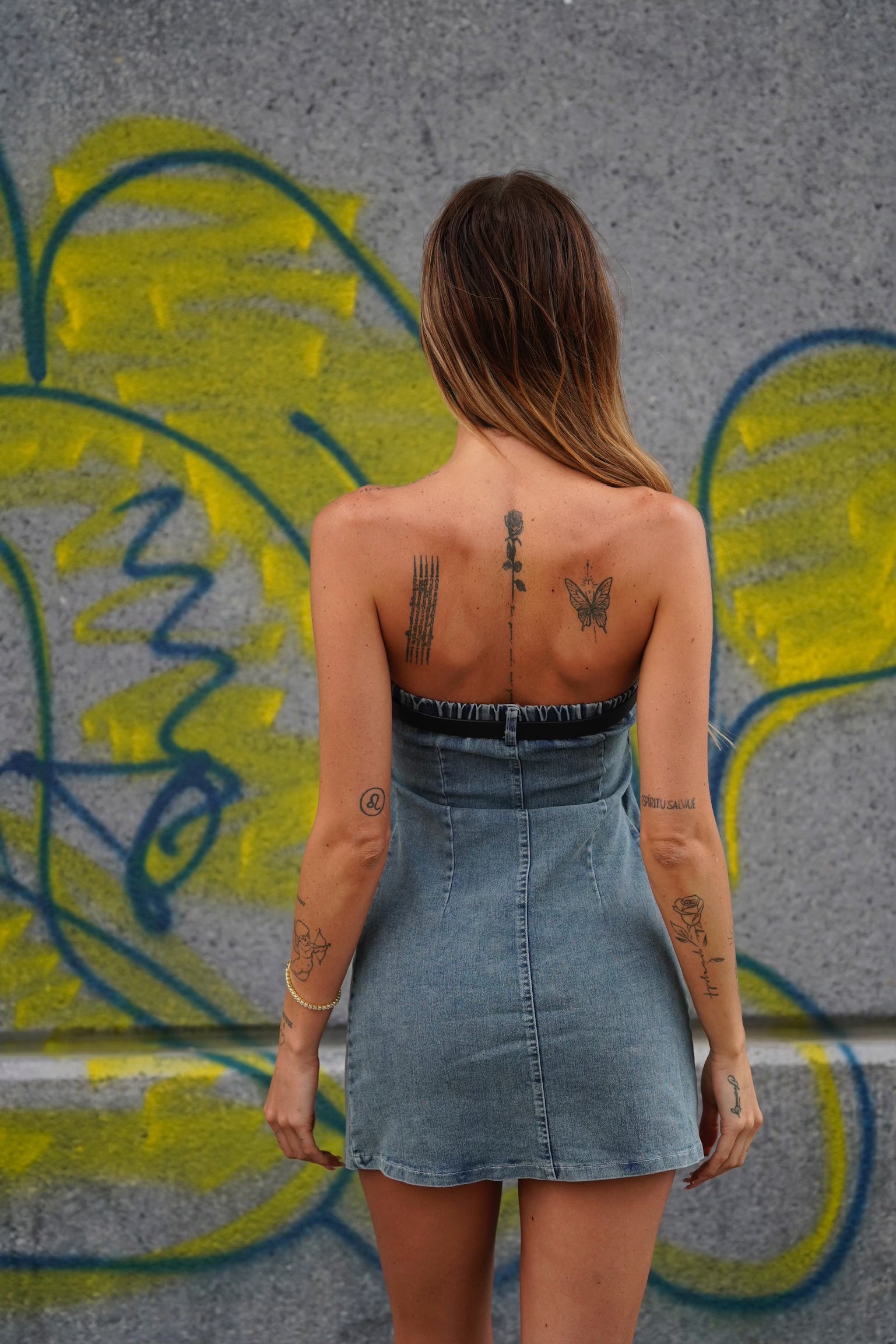 Abito a fascia in jeans con cintura - R.a. Boutique 