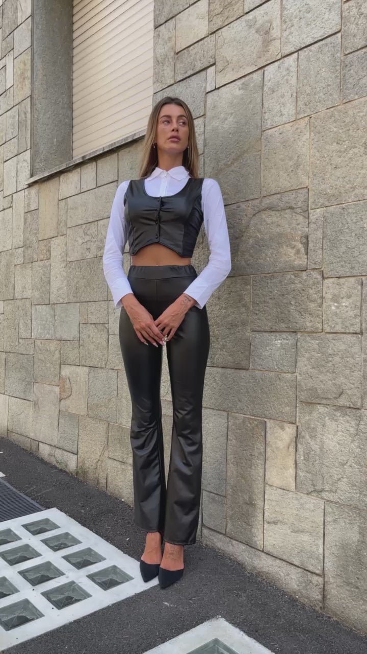 Completo smanicato e pantalone ecopelle - R.a. Boutique