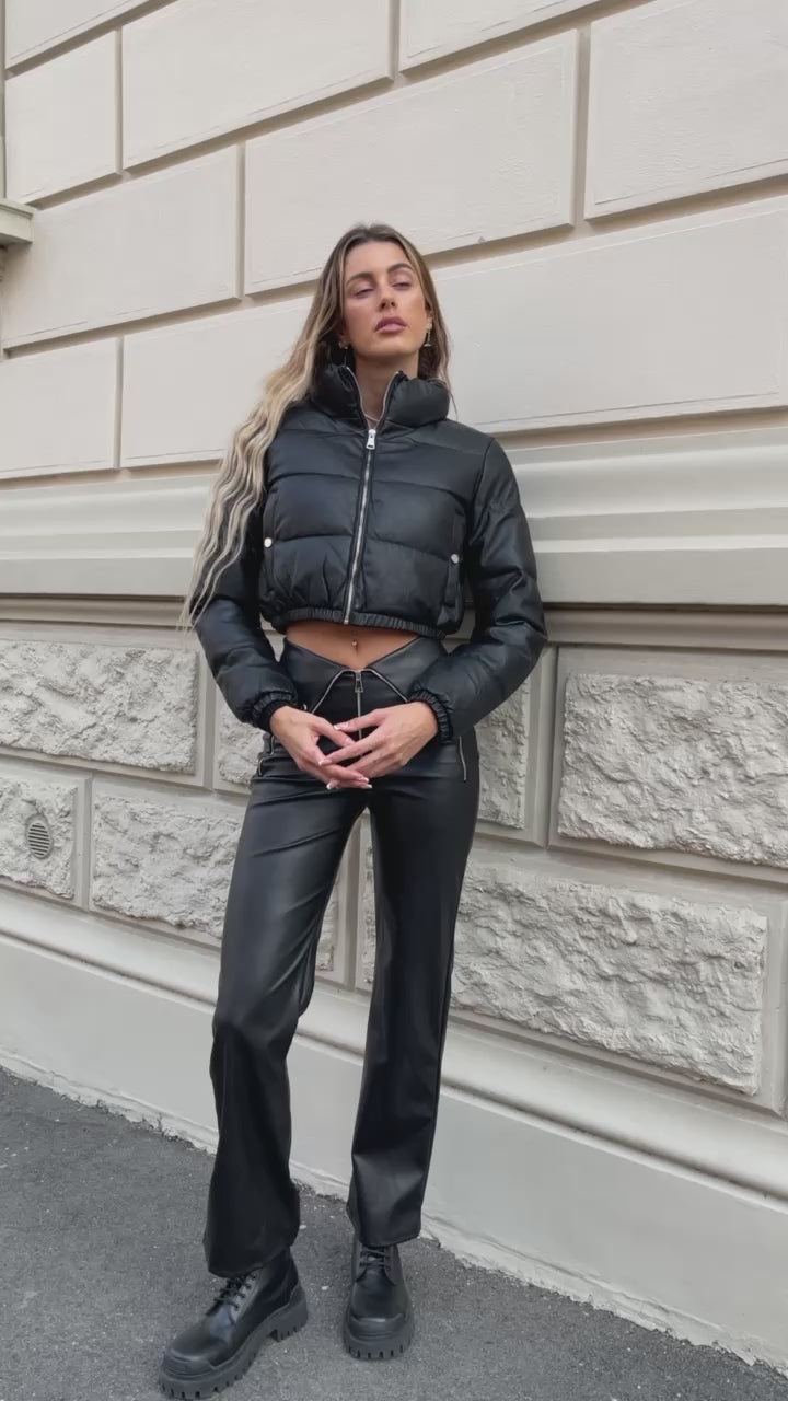 Maglioncino crop nero con zip - R.a. Boutique