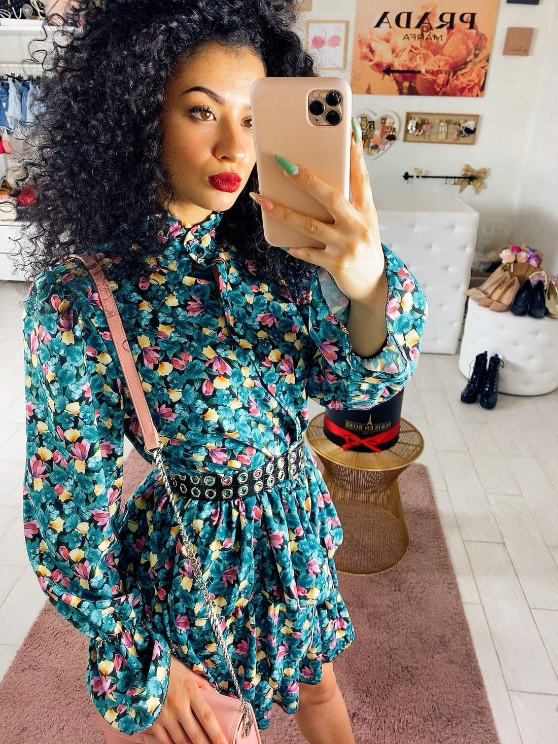 Abito a balze con fiori - R.a. Boutique 