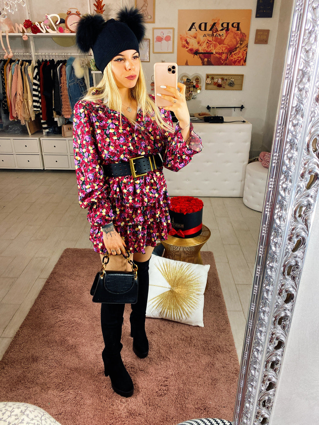 Abito a fiorellini con bottoncini in perle fuxia - R.a. Boutique 