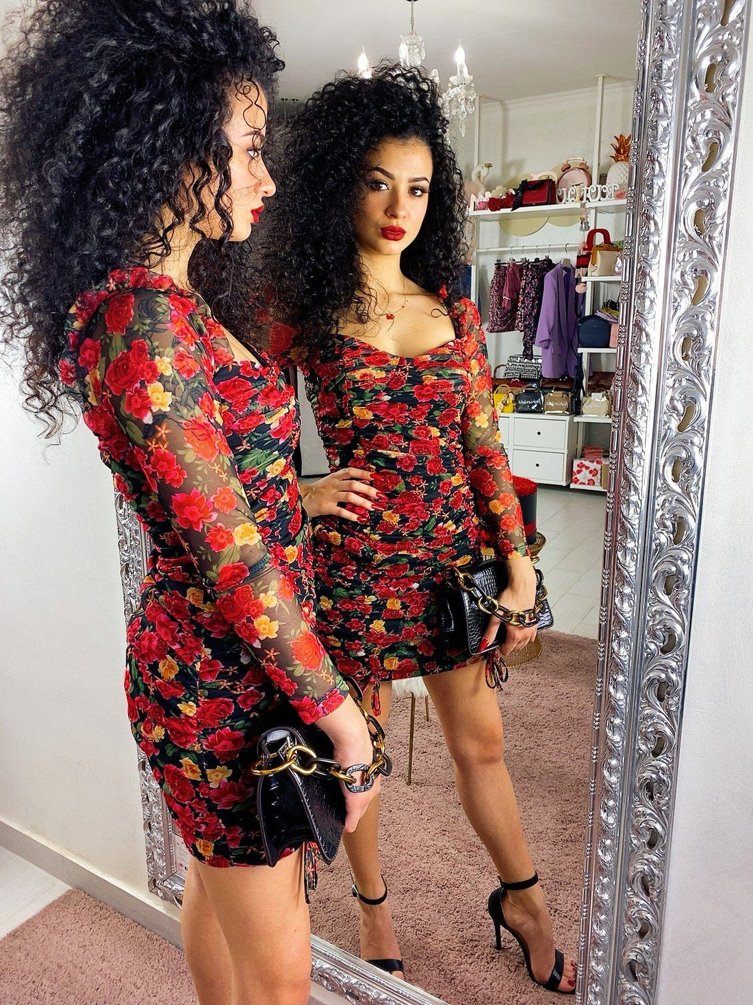 Abito aderente arricciato con fiori - R.a. Boutique 