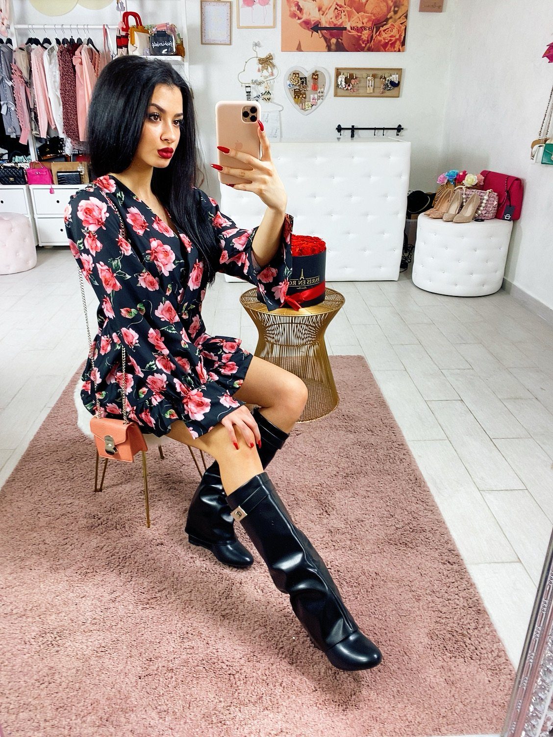 Abito con rouge e fiocchi - R.a. Boutique 