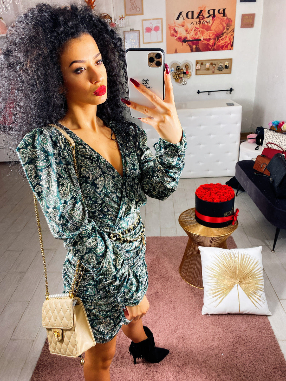 Abito in velluto con ricami verde - R.a. Boutique 