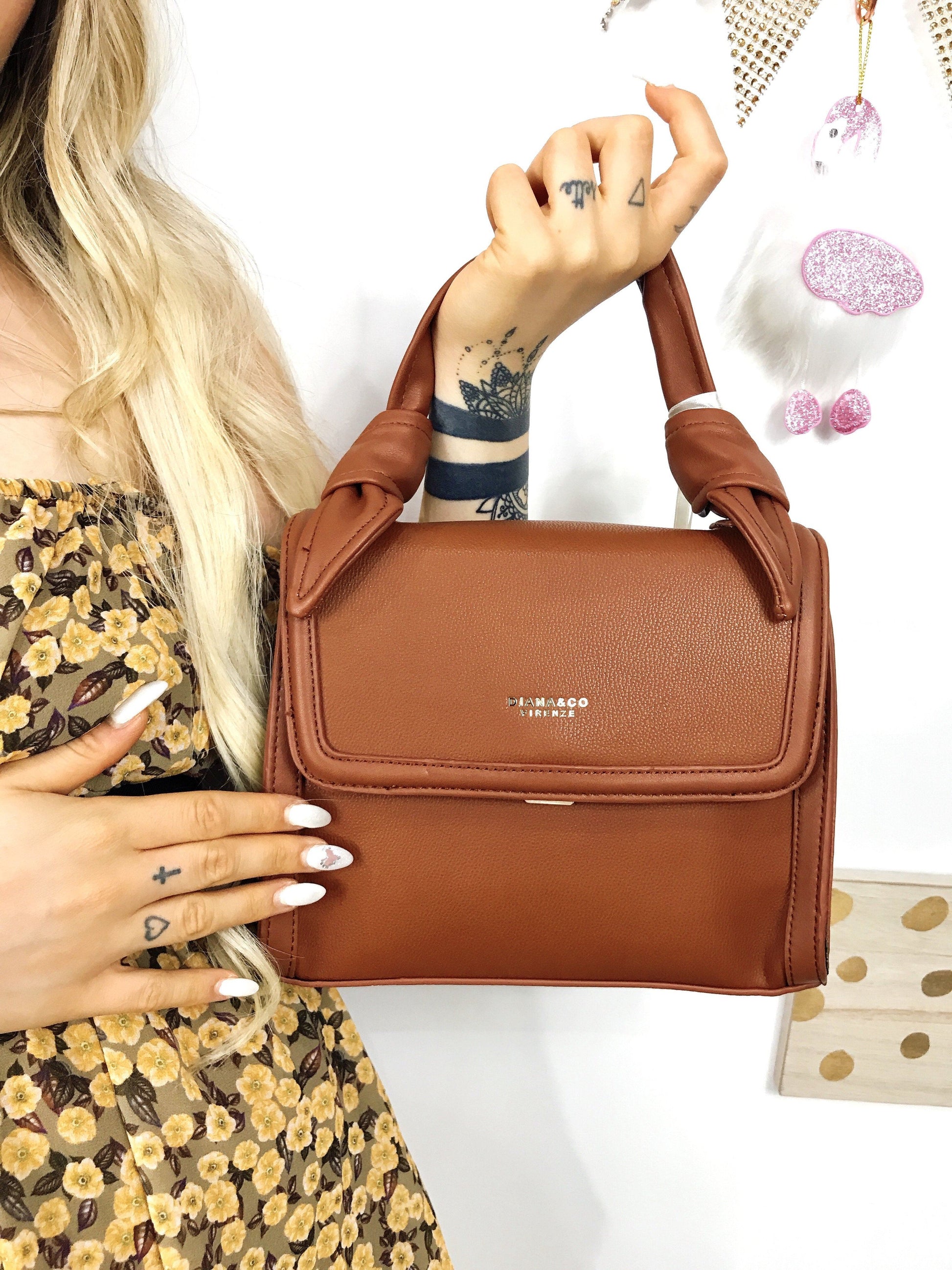 Bag a mano con fusciacca - R.a. Boutique 