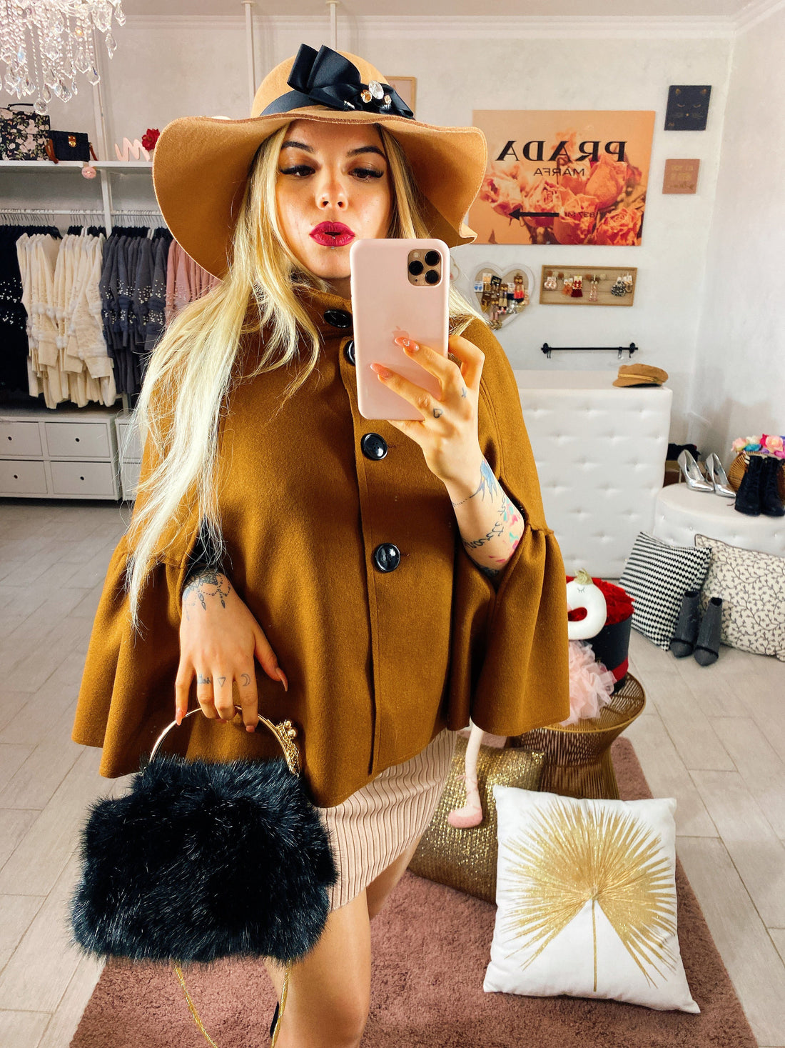 Cappa con bottoni - R.a. Boutique 