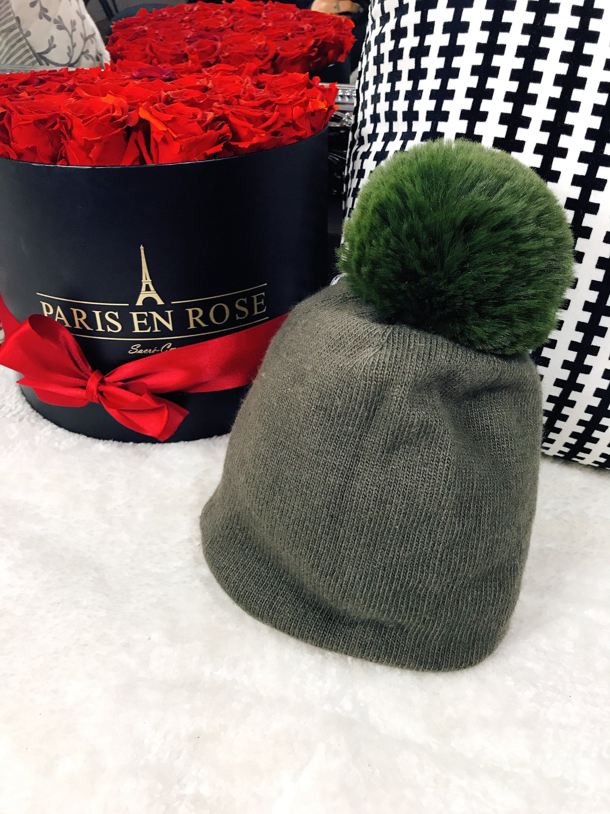 Cappello con un pompom - R.a. Boutique 