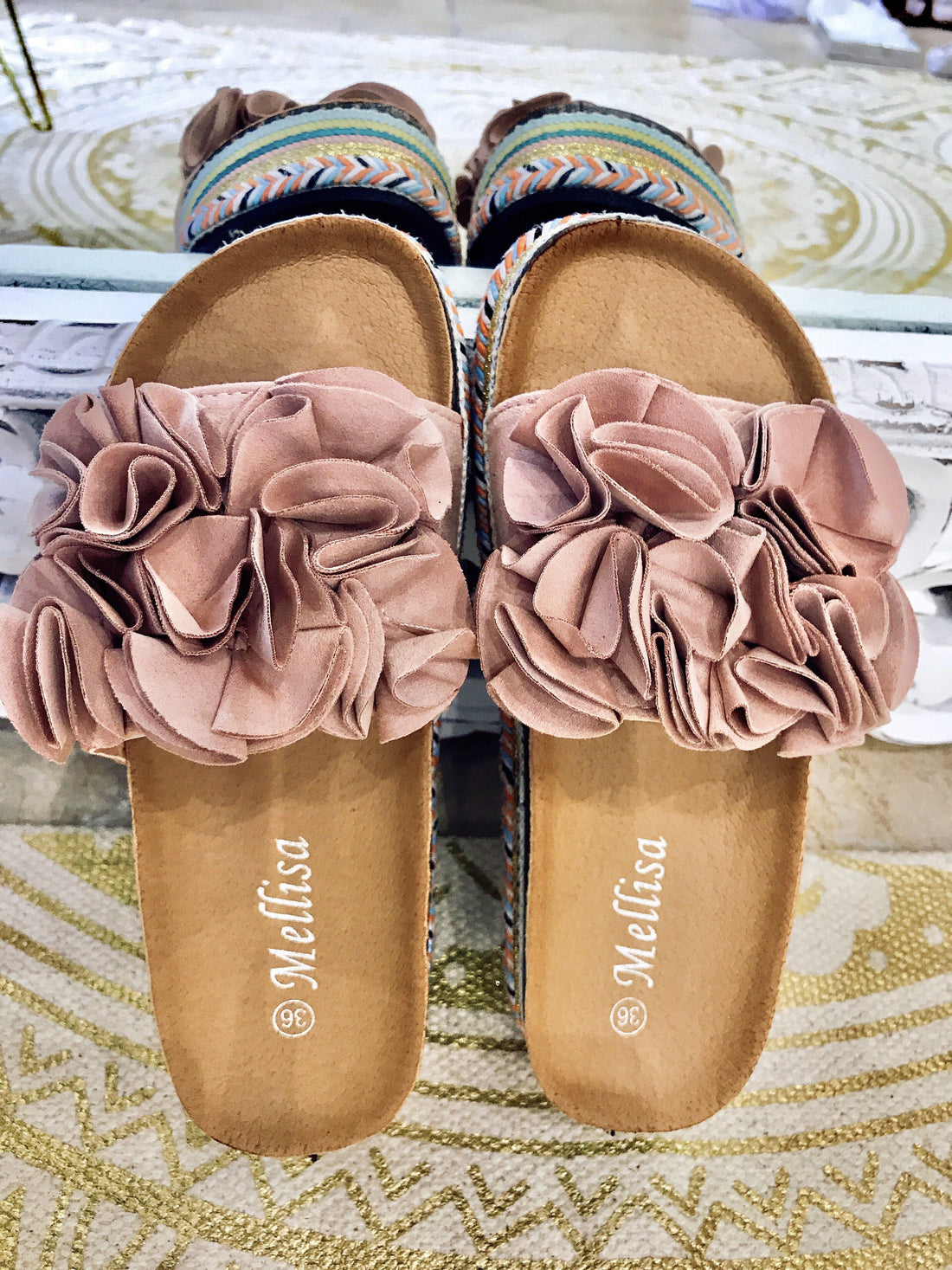 Ciabatte con fiori a onda - R.a. Boutique 