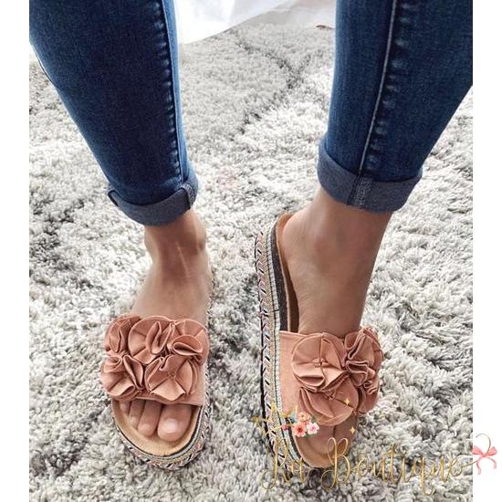 Ciabatte con fiori a onda - R.a. Boutique 