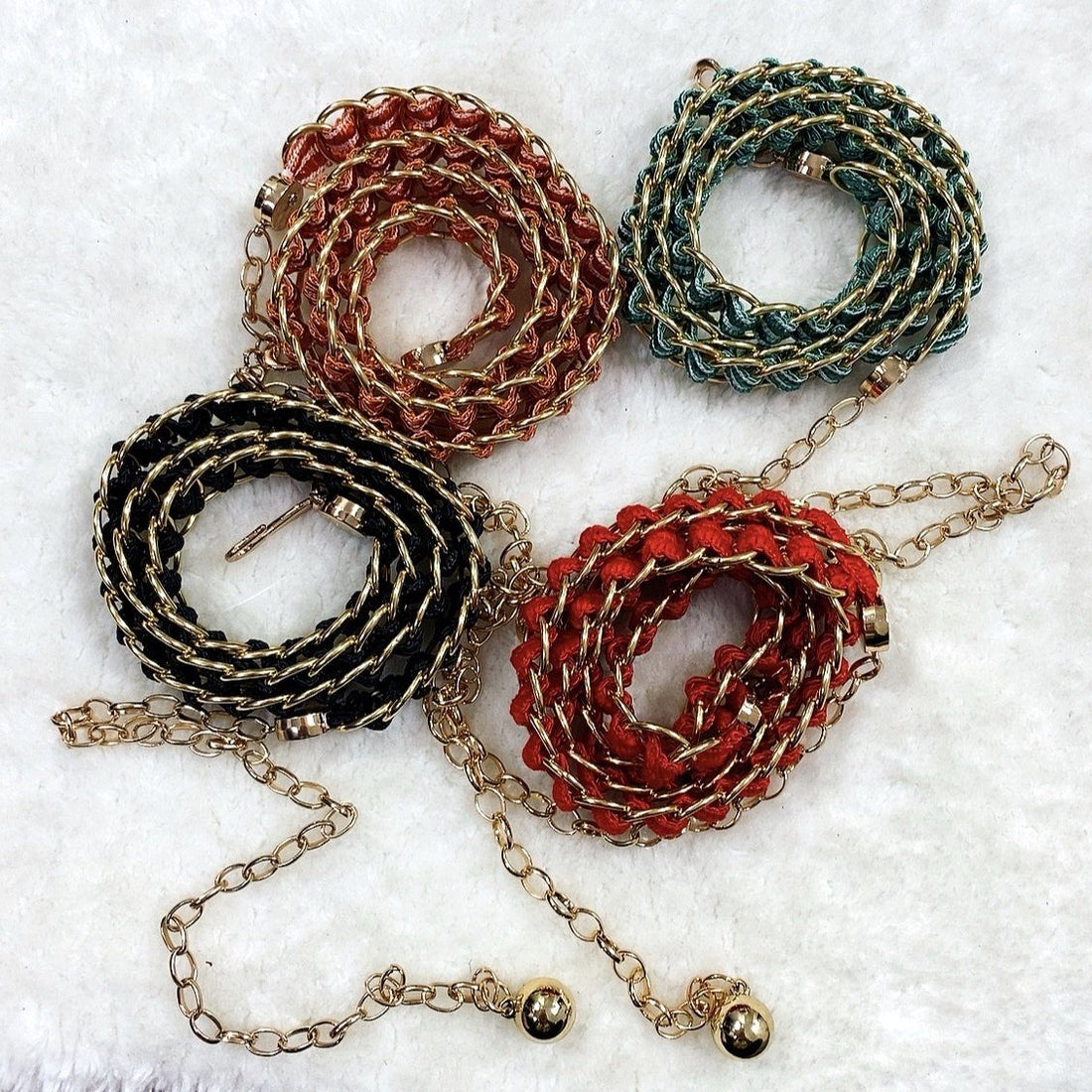 Cintura a catena con nastro colorato - R.a. Boutique 