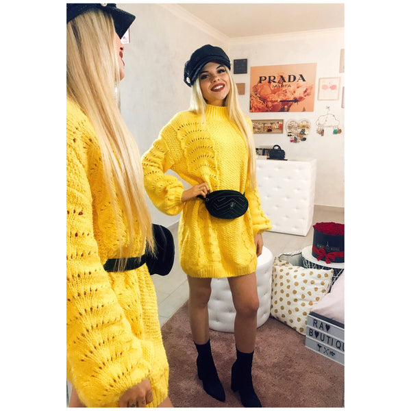 Dress hug