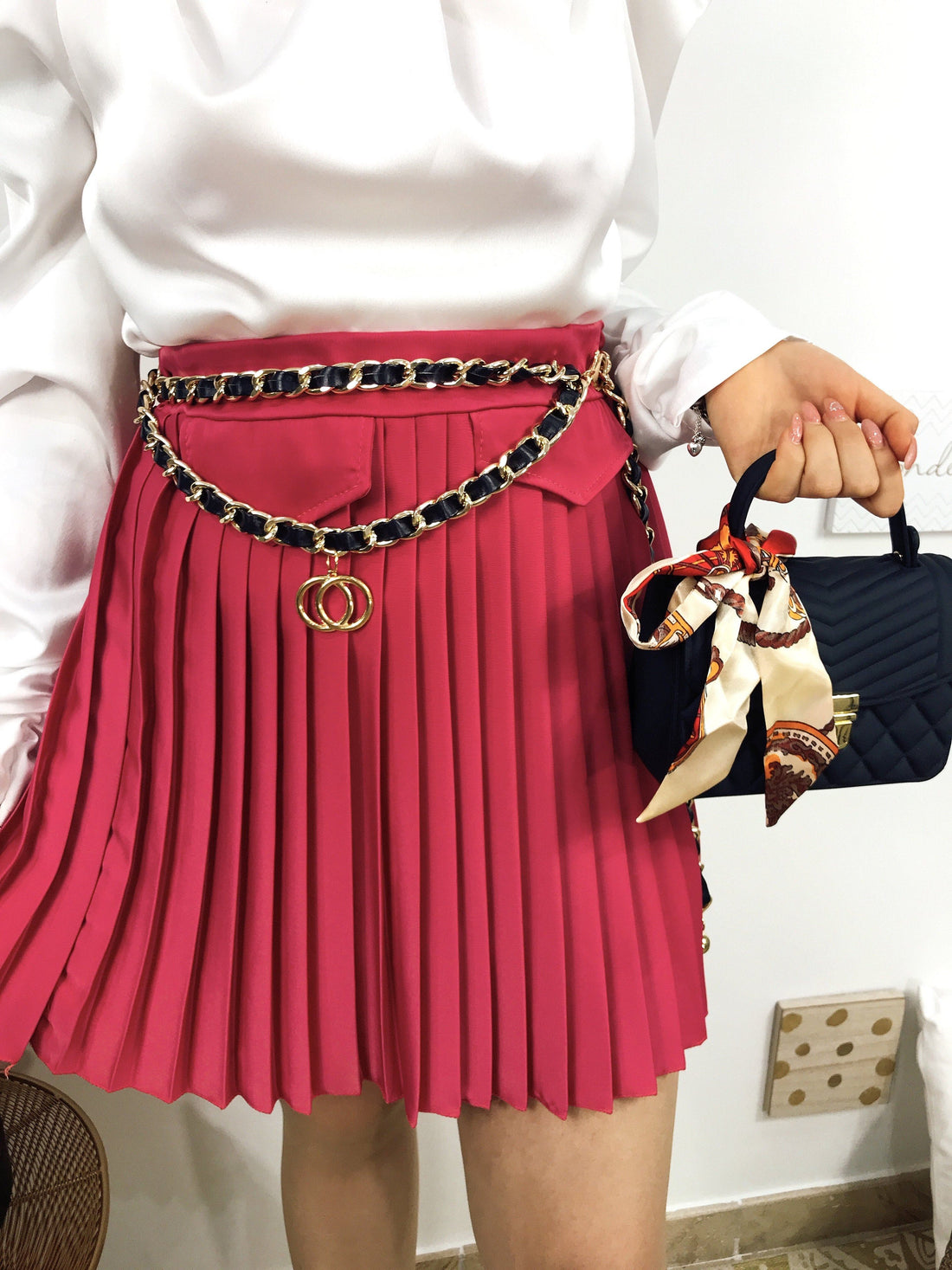 Gonna a pieghine con taschine corallo - R.a. Boutique 