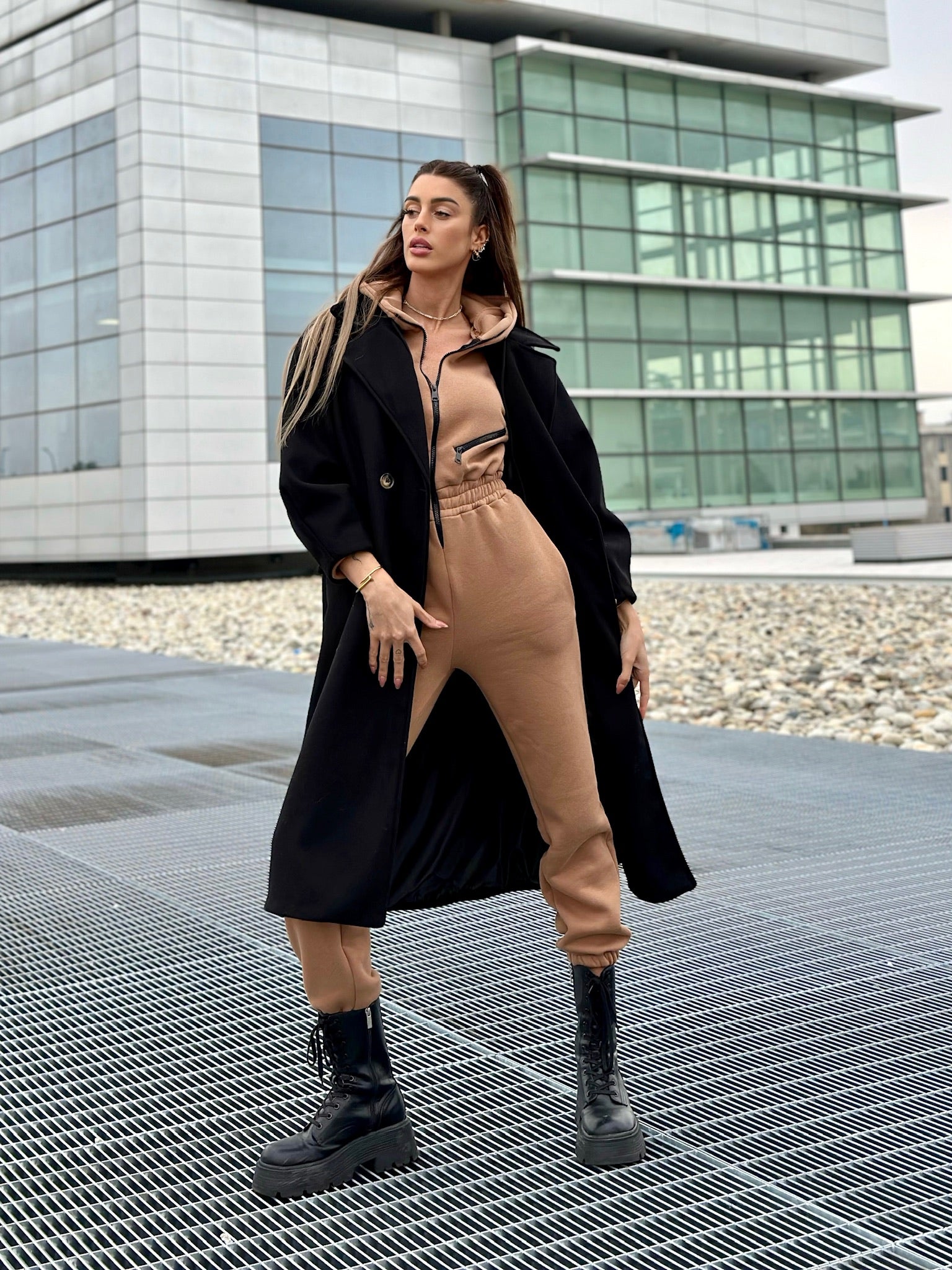 Cappotto over nero - R.a. Boutique 