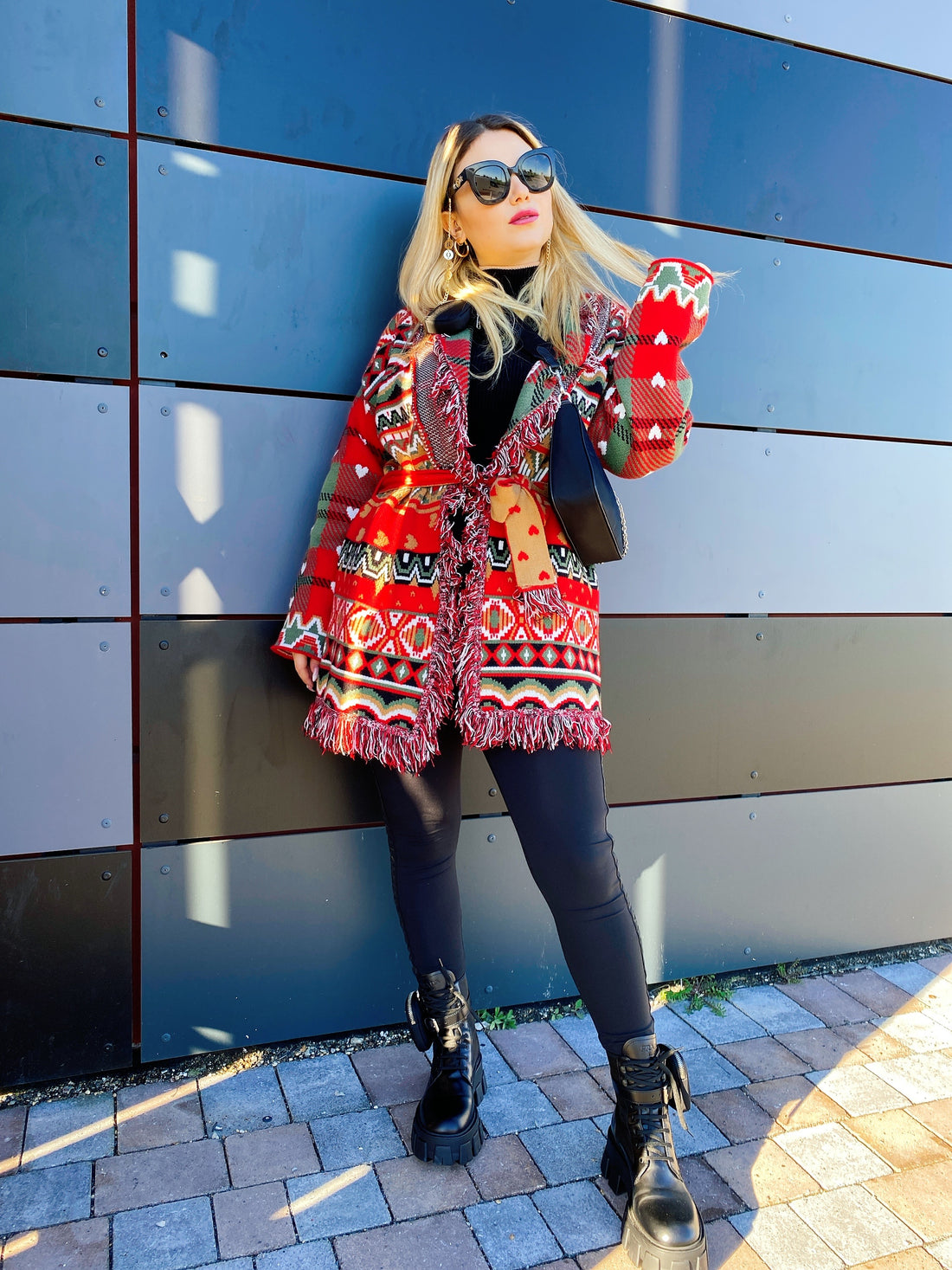 Cardigan frange e cinta con cuori top Quality - R.a. Boutique 