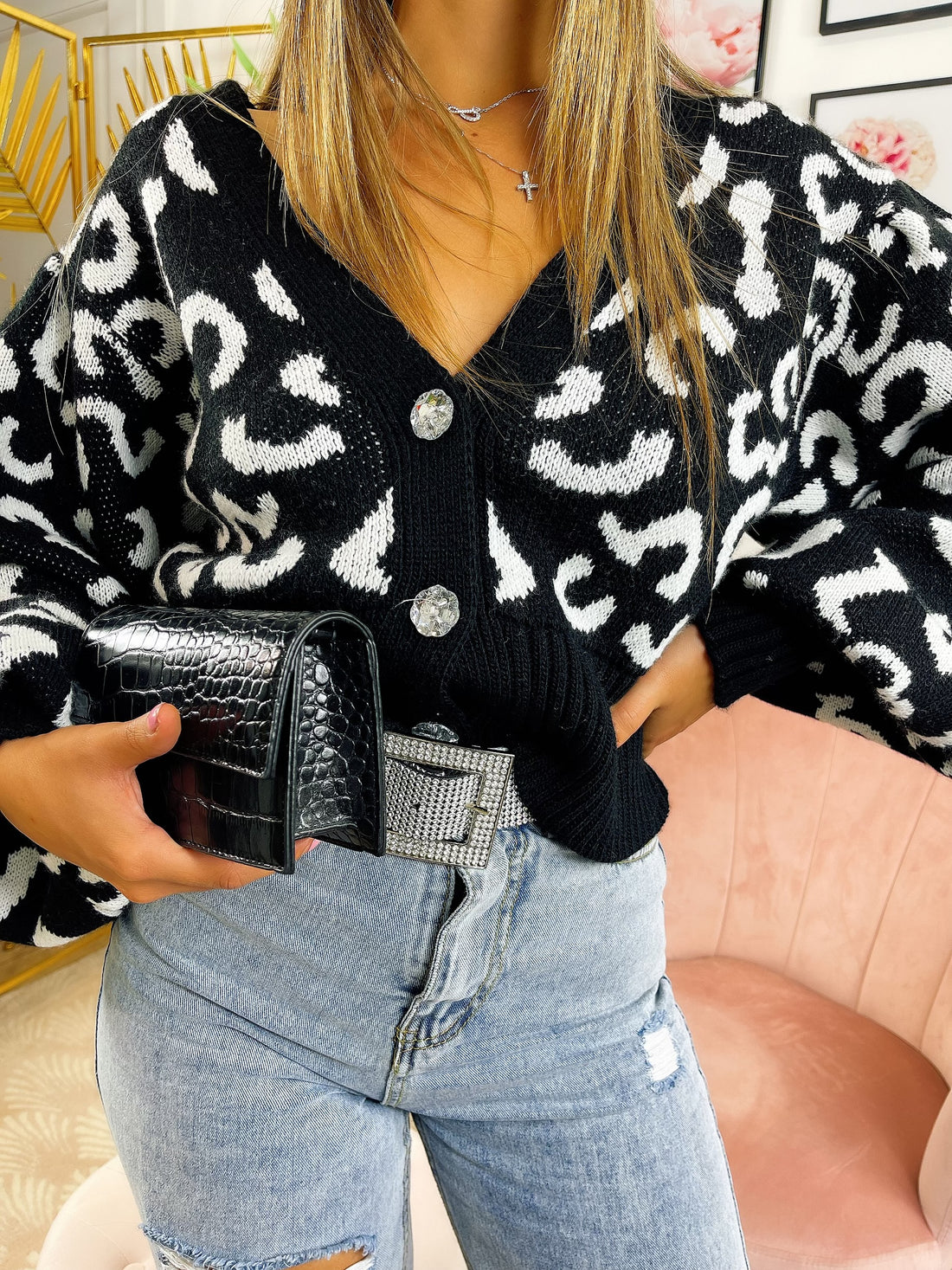 Cardigan maculato Nero con gioiello - R.a. Boutique 